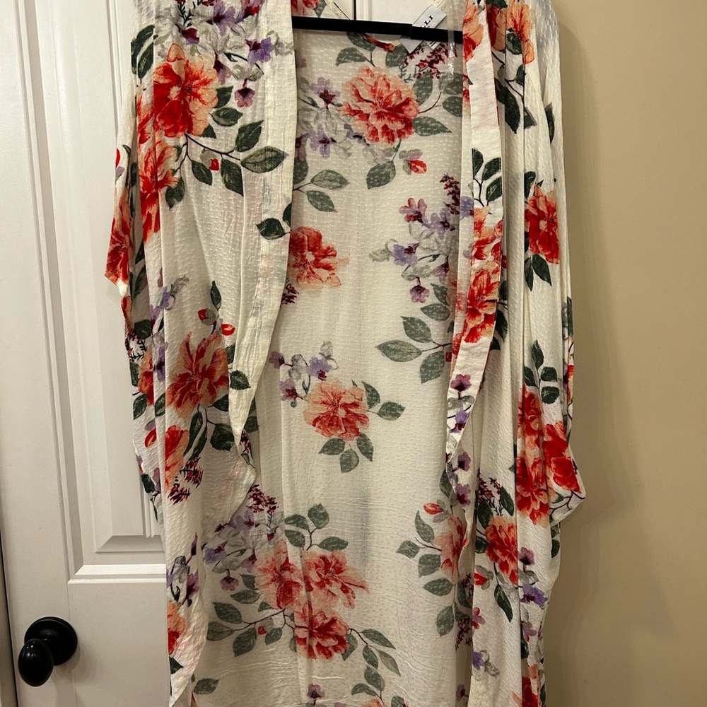 Boutique Floral Kimono Cardigan